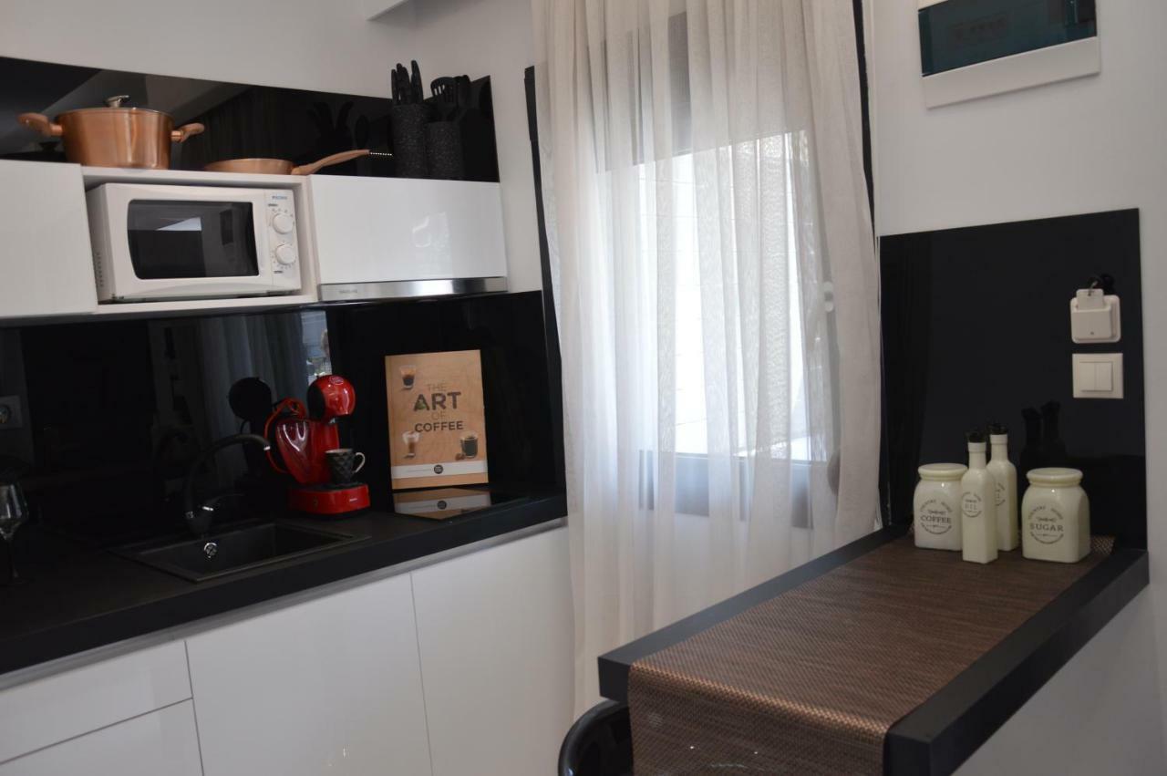 S. Luxury Princess Suite Nea Kallikrateia Екстериор снимка