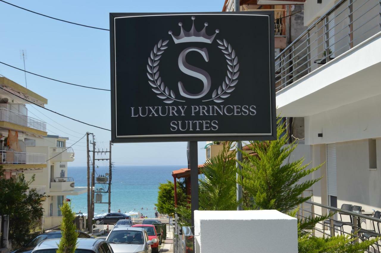 S. Luxury Princess Suite Nea Kallikrateia Екстериор снимка