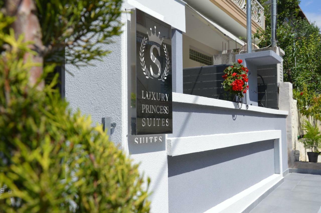 S. Luxury Princess Suite Nea Kallikrateia Екстериор снимка
