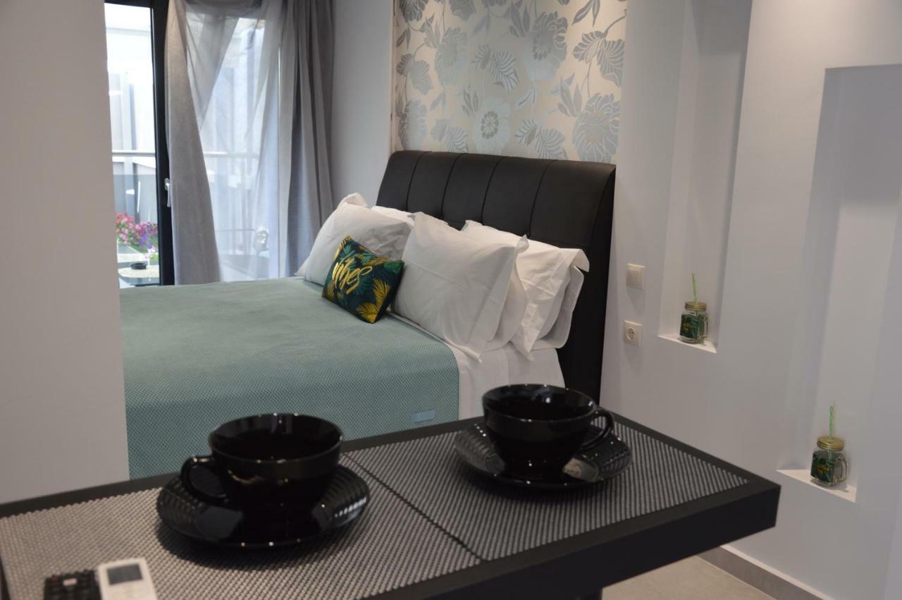 S. Luxury Princess Suite Nea Kallikrateia Екстериор снимка